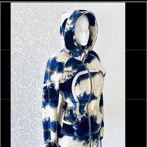 Lululemon Scuba Jacket Milky Way Size 8